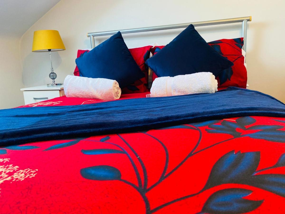 London Manor Homes מראה חיצוני תמונה