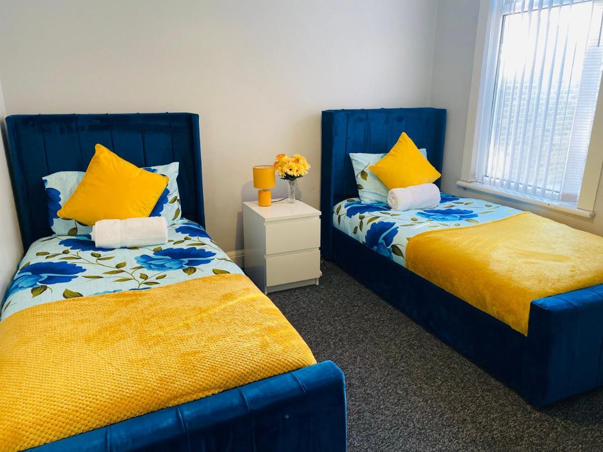 London Manor Homes מראה חיצוני תמונה