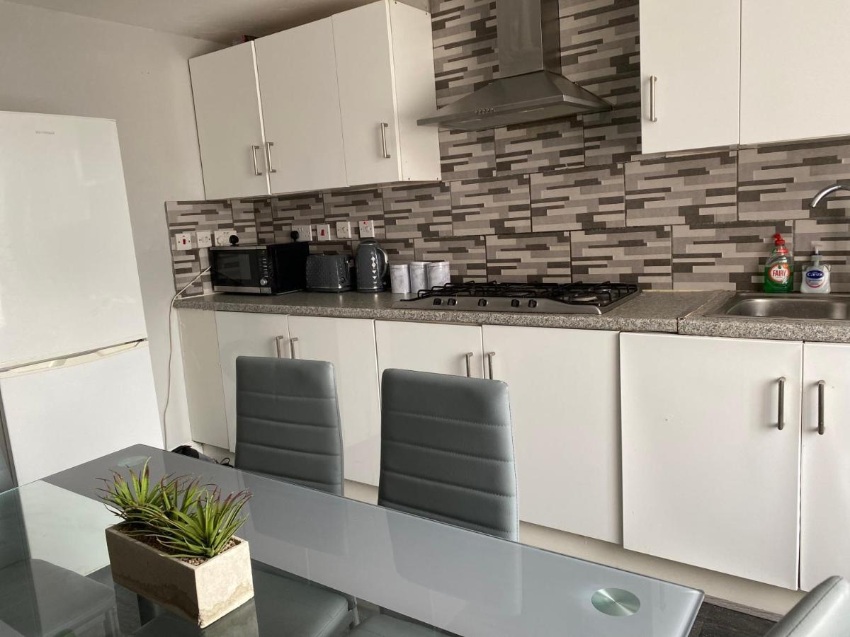 London Manor Homes מראה חיצוני תמונה