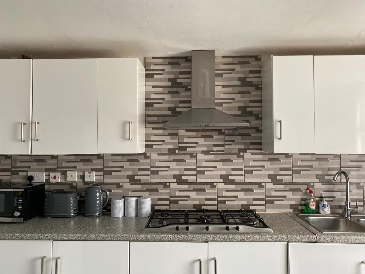 London Manor Homes מראה חיצוני תמונה