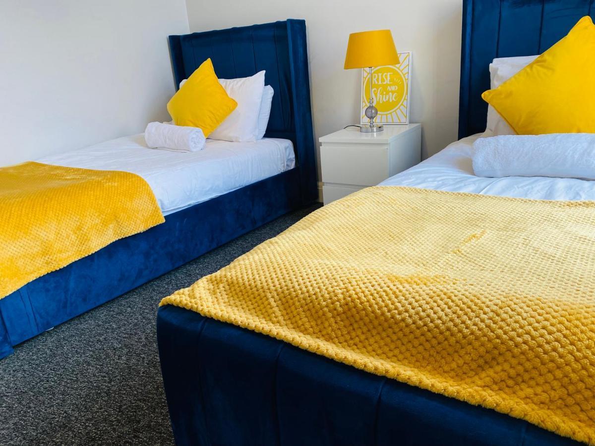 London Manor Homes מראה חיצוני תמונה