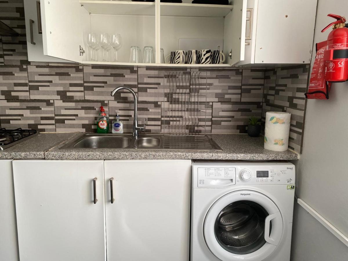 London Manor Homes מראה חיצוני תמונה