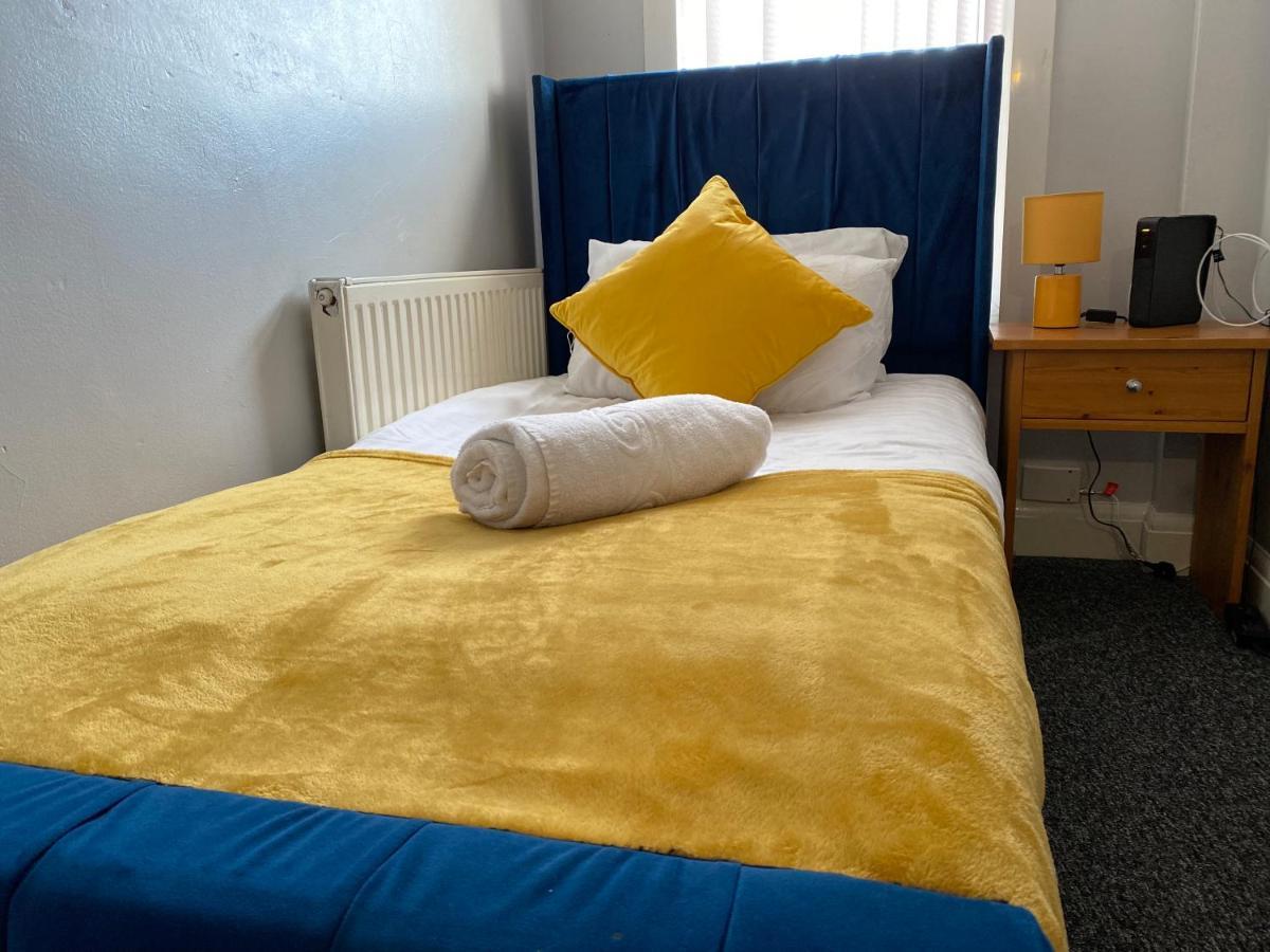 London Manor Homes מראה חיצוני תמונה