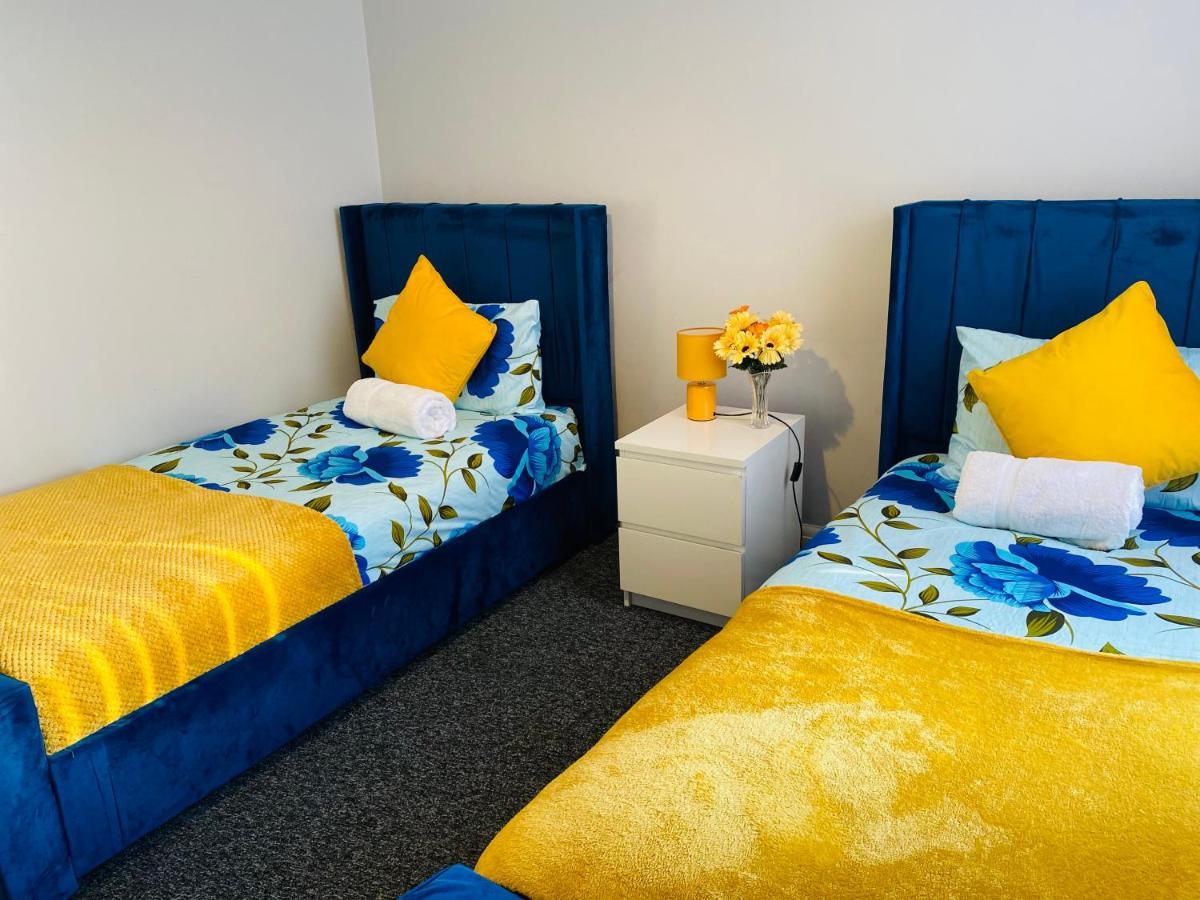 London Manor Homes מראה חיצוני תמונה