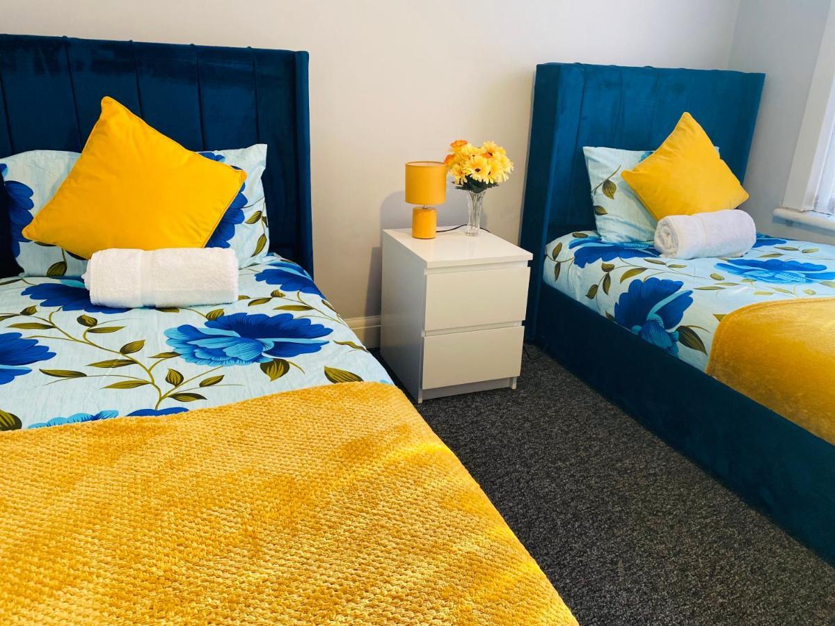 London Manor Homes מראה חיצוני תמונה